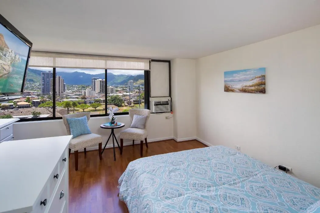 Modern Waikiki Sleek Studio Honolulu Aparthotel